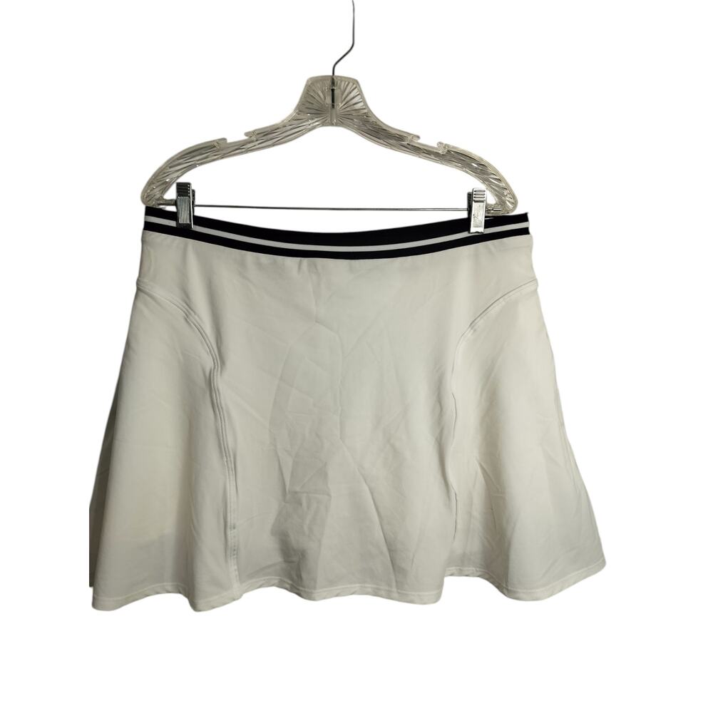 5551) Under Armour Women White Lark Woven Golf Skort Large